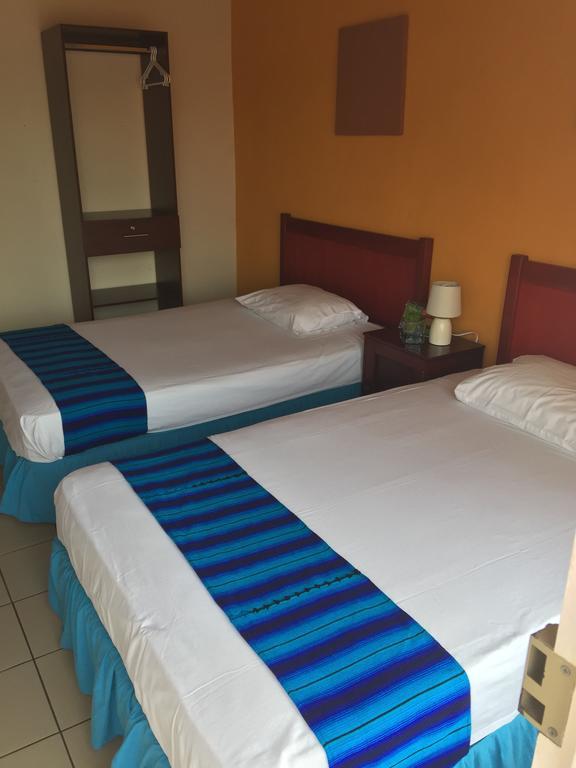 Hotel Villa Margarita Flores Værelse billede