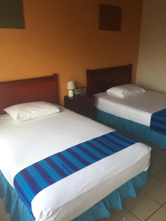 Hotel Villa Margarita Flores Værelse billede