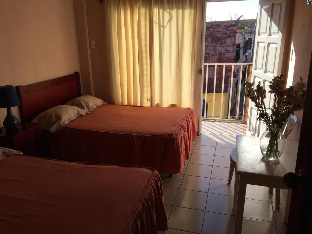 Hotel Villa Margarita Flores Værelse billede